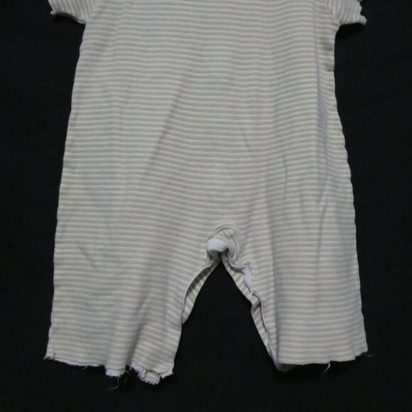 GAGOU TAGOU | 6/9 months | Striped Full Snap Button Closure Body Suit / Onesie - Picture 12 of 14